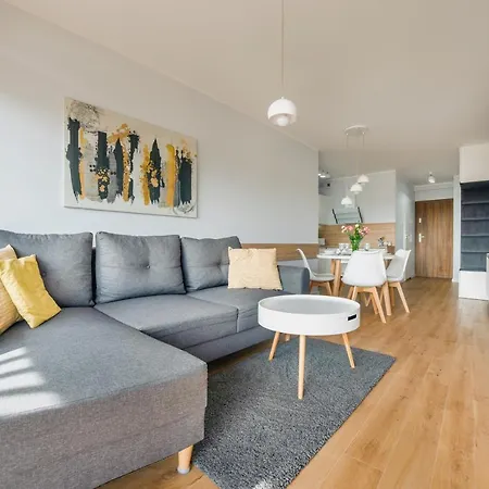 Kolobrzeg, Sun & Snow קולובז'ג